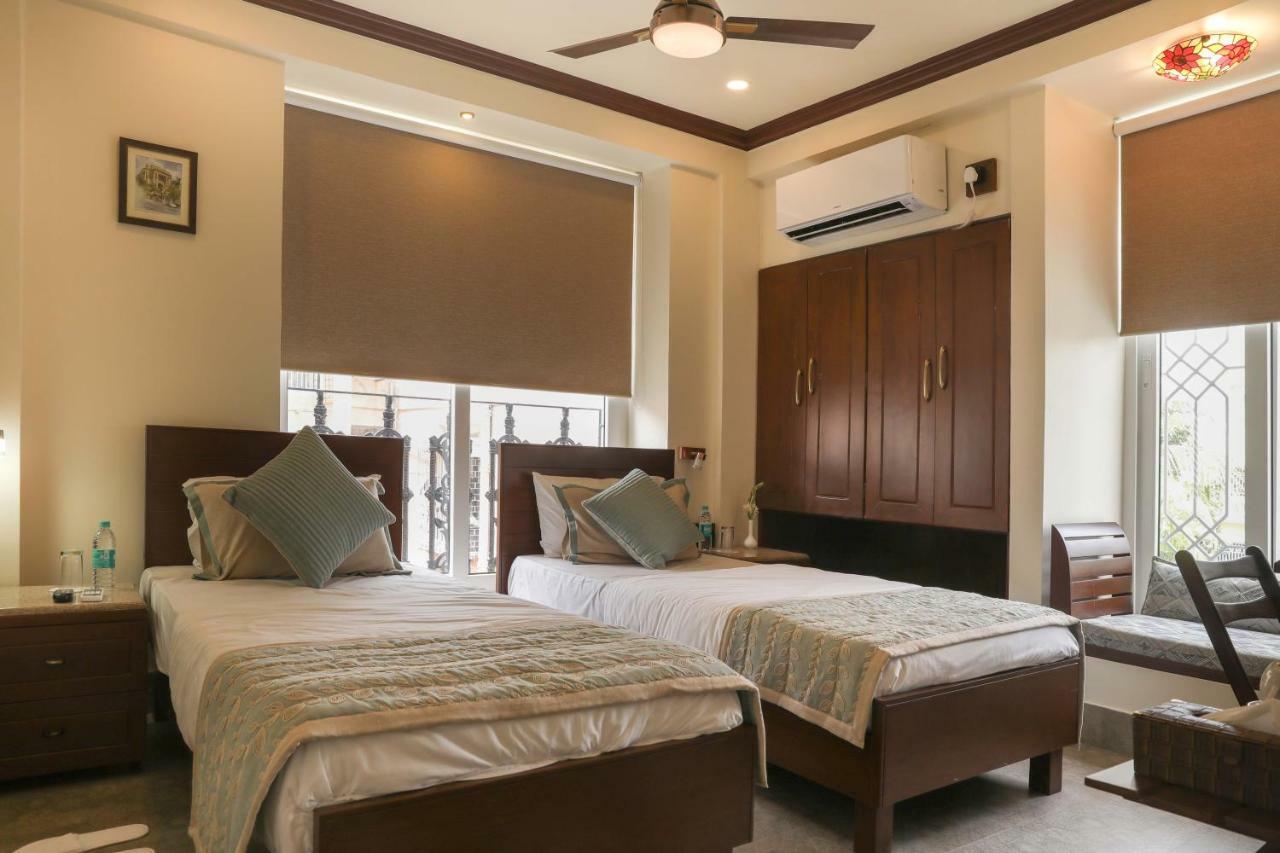The Mandeville Calcutta Exteriör bild